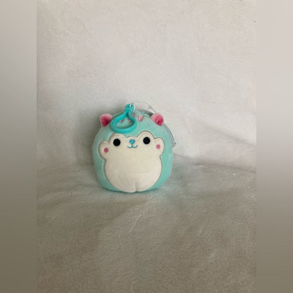 Serene Squirrel Clip